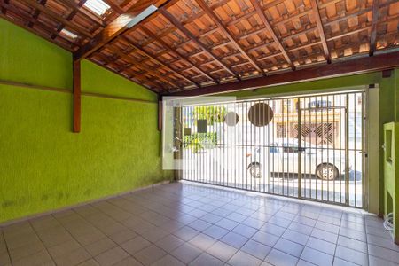 Casa à venda com 116m², 3 quartos e 2 vagasGaragem