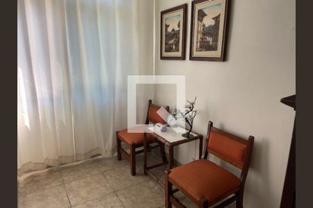 Casa à venda com 6 quartos, 200m² em Cambuci, São Paulo