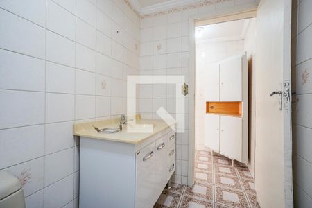 Banheiro de casa de condomínio para alugar com 1 quarto, 40m² em Vila Carrao, São Paulo