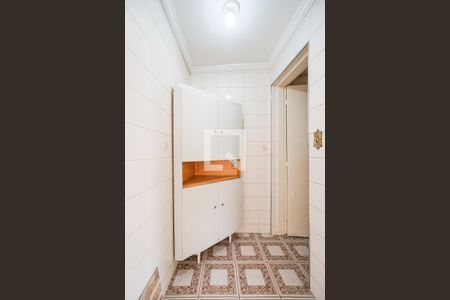 Hall do banheiro de casa de condomínio para alugar com 1 quarto, 40m² em Vila Carrao, São Paulo