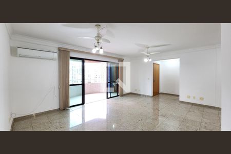 Sala de apartamento para alugar com 5 quartos, 200m² em Gonzaga, Santos