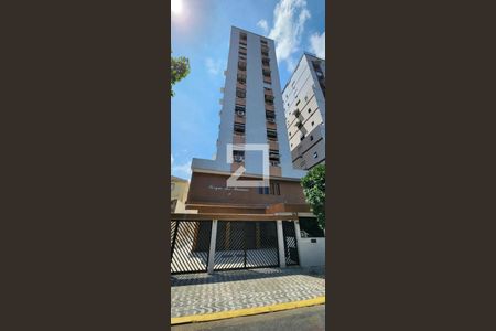 Apartamento para alugar com 180m², 3 quartos e 1 vaga Apartamento para alugar com 180m², 3 quartos e 1 vagaFachada do Prédio