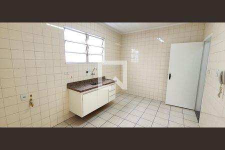 Apartamento para alugar com 180m², 3 quartos e 1 vaga Apartamento para alugar com 180m², 3 quartos e 1 vagaCozinha