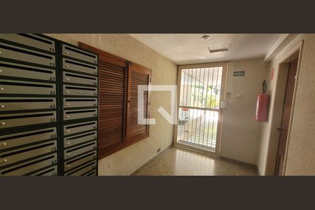 Apartamento à venda com 90m², 3 quartos e 1 vaga Apartamento à venda com 90m², 3 quartos e 1 vagaHall social