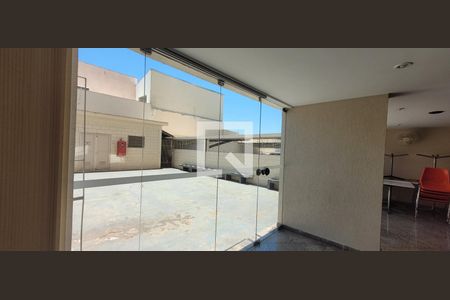 Apartamento à venda com 90m², 3 quartos e 1 vaga Apartamento à venda com 90m², 3 quartos e 1 vagaÁrea comum - Salão de festas