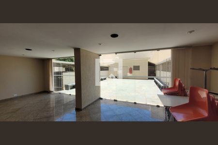 Apartamento à venda com 90m², 3 quartos e 1 vaga Apartamento à venda com 90m², 3 quartos e 1 vagaÁrea comum - Salão de festas