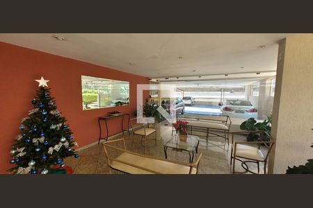 Apartamento à venda com 90m², 3 quartos e 1 vaga Apartamento à venda com 90m², 3 quartos e 1 vagaHall social