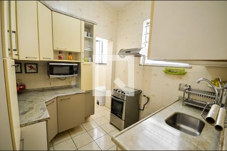 Casa à venda com 204m², 3 quartos e 1 vaga Casa à venda com 204m², 3 quartos e 1 vagaCozinha