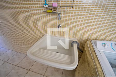 Casa à venda com 204m², 3 quartos e 1 vaga Casa à venda com 204m², 3 quartos e 1 vagaÁrea de Serviço