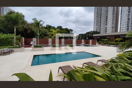 Apartamento à venda com 141m², 3 quartos e 3 vagas Apartamento à venda com 141m², 3 quartos e 3 vagasÁrea comum - Piscina