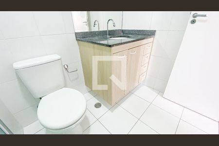 Apartamento à venda com 64m², 3 quartos e 1 vaga Apartamento à venda com 64m², 3 quartos e 1 vagaBanheiro
