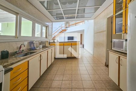 Casa de condomínio para alugar com 420m², 6 quartos e 5 vagasCozinha