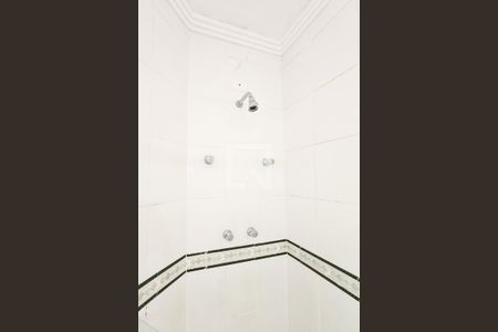 Casa de condomínio para alugar com 420m², 6 quartos e 5 vagasBanheiro da suite 3