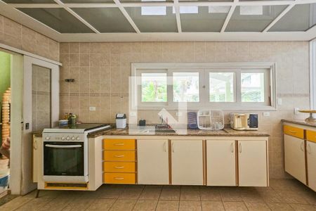 Casa de condomínio para alugar com 420m², 6 quartos e 5 vagasCozinha