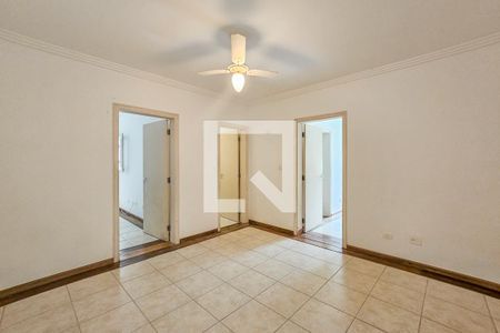 Espaço entre os Quartos de casa de condomínio para alugar com 6 quartos, 420m² em Balneário Praia do Pernambuco, Guarujá