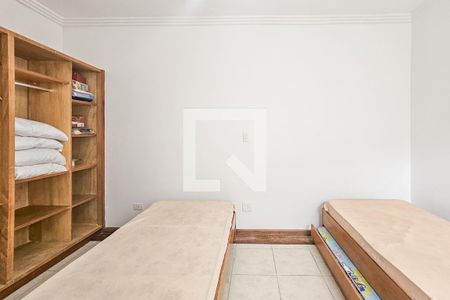 Casa de condomínio para alugar com 420m², 6 quartos e 5 vagasQuatro 1