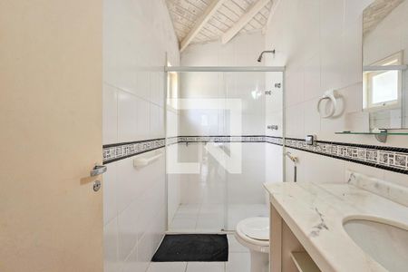 Casa de condomínio para alugar com 420m², 6 quartos e 5 vagasBanheiro da suite 4