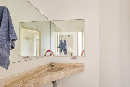 Casa de condomínio para alugar com 420m², 6 quartos e 5 vagasBanheiro 1