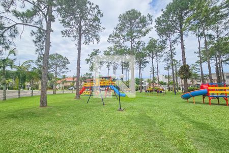 Casa de condomínio para alugar com 420m², 6 quartos e 5 vagasÁrea comum - Playground