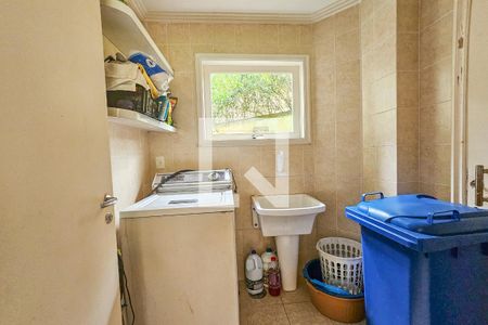 Casa de condomínio para alugar com 420m², 6 quartos e 5 vagasÁrea de Serviço