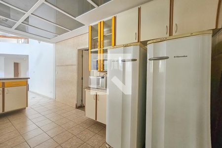 Casa de condomínio para alugar com 420m², 6 quartos e 5 vagasCozinha