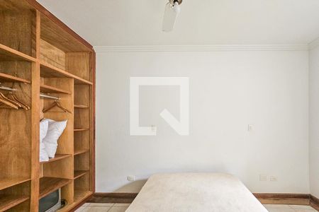 Casa de condomínio para alugar com 420m², 6 quartos e 5 vagasSuíte 2