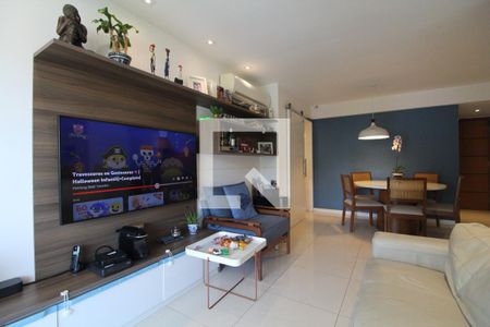 Sala de apartamento à venda com 3 quartos, 90m² em Freguesia de Jacarepaguá, Rio de Janeiro