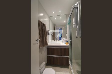 Apartamento à venda com 90m², 3 quartos e 2 vagas Apartamento à venda com 90m², 3 quartos e 2 vagasBanheiro Social