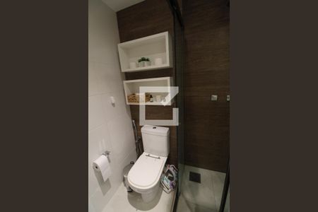 Apartamento à venda com 90m², 3 quartos e 2 vagas Apartamento à venda com 90m², 3 quartos e 2 vagasBanheiro da Suíte