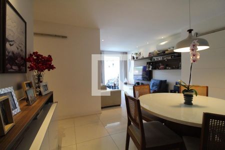 Sala de apartamento à venda com 3 quartos, 90m² em Freguesia de Jacarepaguá, Rio de Janeiro