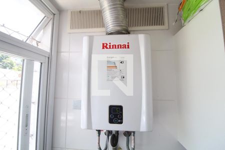 Apartamento à venda com 90m², 3 quartos e 2 vagas Apartamento à venda com 90m², 3 quartos e 2 vagasCozinha e Área de Serviço