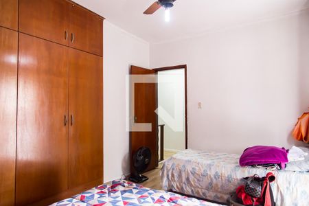 Casa à venda com 190m², 3 quartos e 2 vagas Casa à venda com 190m², 3 quartos e 2 vagasQuarto 1