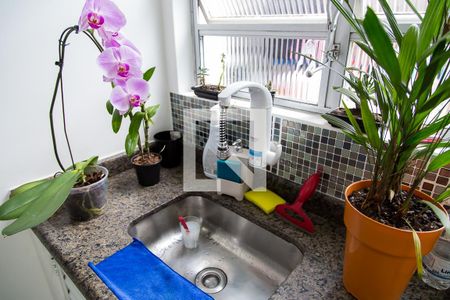 Casa à venda com 190m², 3 quartos e 2 vagas Casa à venda com 190m², 3 quartos e 2 vagasCozinha - Pia