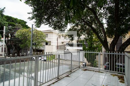 Casa à venda com 190m², 3 quartos e 2 vagas Casa à venda com 190m², 3 quartos e 2 vagasVaranda do Quarto 1