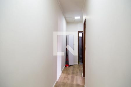 Casa à venda com 190m², 3 quartos e 2 vagas Casa à venda com 190m², 3 quartos e 2 vagasCorredor