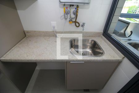 Apartamento para alugar com 86m², 2 quartos e 1 vagaÁrea de Serviço