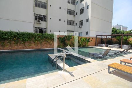 Apartamento para alugar com 86m², 2 quartos e 1 vagaÁrea comum - Piscina