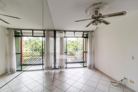 Sala de TV de apartamento para alugar com 3 quartos, 80m² em Tamboré, Barueri