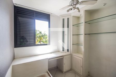 Apartamento para alugar com 80m², 3 quartos e 2 vagasQuarto 3