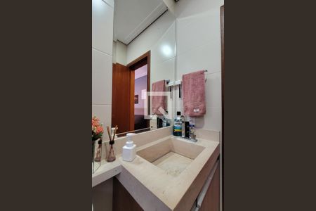 Apartamento à venda com 192m², 3 quartos e 2 vagasBanheiro da suíte