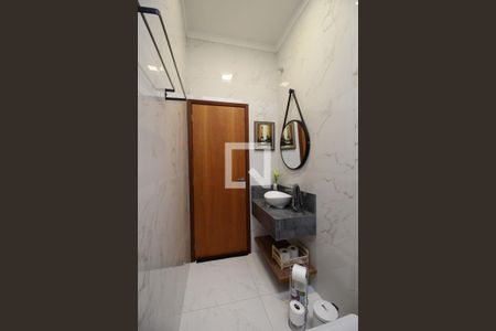 Casa de condomínio para alugar com 130m², 3 quartos e 4 vagasBanheiro Social