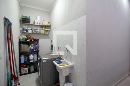 Casa de condomínio para alugar com 130m², 3 quartos e 4 vagasÁrea de Serviço