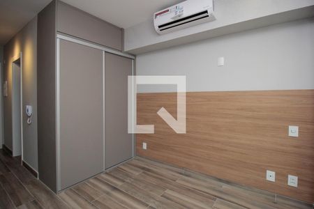 Sala/Quarto de kitnet/studio para alugar com 1 quarto, 30m² em Pinheiros, São Paulo