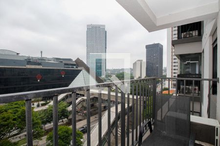Varanda da Sala/Cozinha de apartamento para alugar com 1 quarto, 28m² em Pinheiros, São Paulo