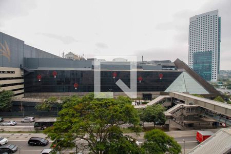 Vista da Varanda da Sala/Cozinha de apartamento para alugar com 1 quarto, 28m² em Pinheiros, São Paulo