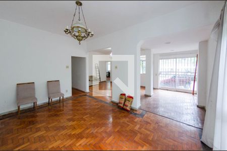 Sala de casa para alugar com 3 quartos, 370m² em Serra, Belo Horizonte