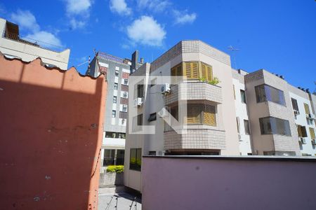 Sala - Vista de apartamento à venda com 2 quartos, 65m² em Bom Jesus, Porto Alegre