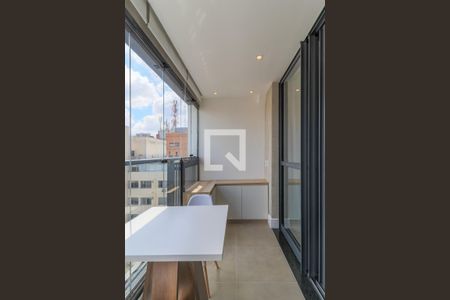 Apartamento para alugar com 31m², 1 quarto e sem vaga Apartamento para alugar com 31m², 1 quarto e sem vagaVaranda