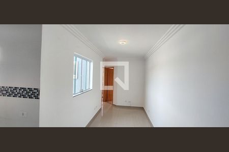 Sala de apartamento para alugar com 2 quartos, 82m² em Jardim Silvana, Santo André