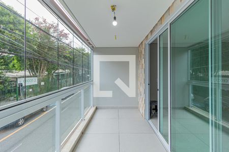 Sacada da sala de casa à venda com 3 quartos, 200m² em Vila Osasco, Osasco